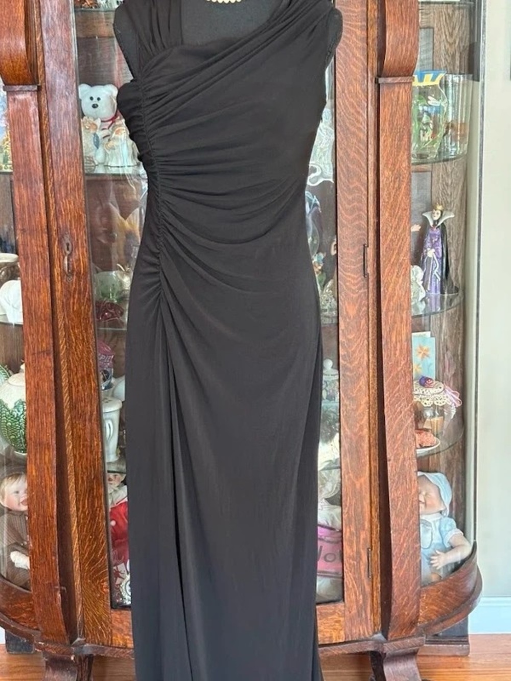 Elegant Black Ruched Maxi Dress - Evening Gown